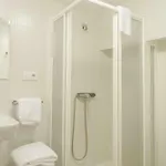 شقة En *